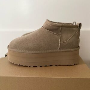 NEW UGG CLASSIC ULTRA MINI PLATFORM BOOTS SHOES Women’s Size 7 ANTELOPE